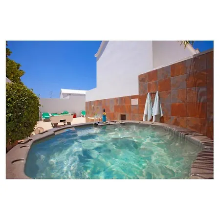 Villa Iris *