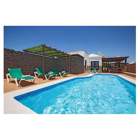 Iris Villa *